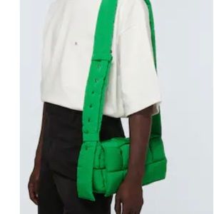 Quilted Padded Tech CASSETTE Crossbody Bottega Veneta Green